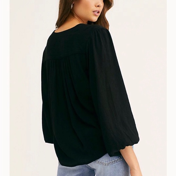 Free People wrap blouse Tee long sleeve v-neck Black flowy top - Picture 4 of 7